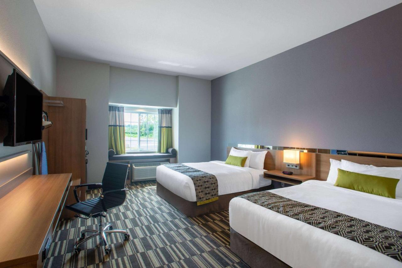 Microtel Inn & Suites By Wyndham Liberty Ne Kansas City Area Exterior photo